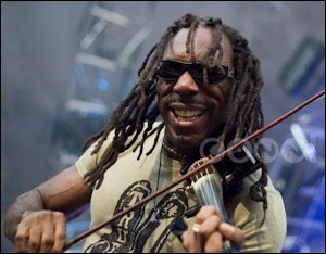 Boyd Tinsley, violinist and founding member of the Dave Matthews Band, will give a free concert.